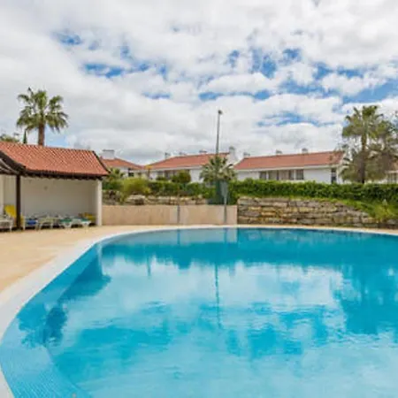 Sunny Sanctuary Quarteira